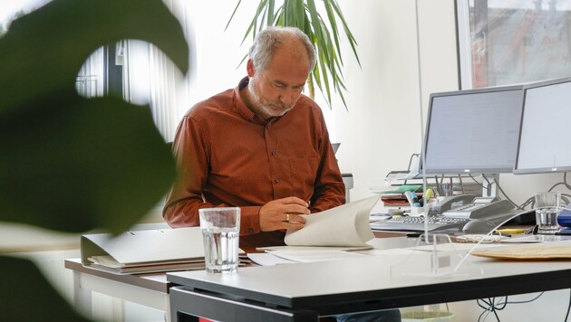 Schuldnerberater Peter Niederreiter beobachtete während der Krise weniger Andrang (Bild: Tschepp Markus)