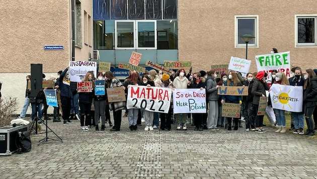 Erst vor zwei Tagen wurden am BORG Straßwalchen wegen der mündlichen Matura gestreikt. (Bild: Benedict Grabner)