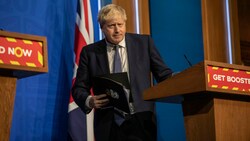 Boris Johnson bei einer Rede (Bild: AP)