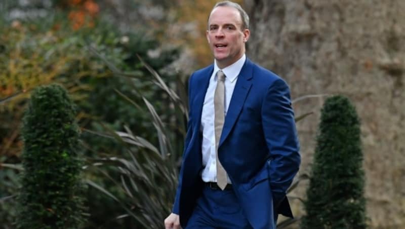 Johnsons stellvertretende Premierminister und Justizminister Dominic Raab regierte Großbritannien bereits 2020, als Johnson mit Covid-19 auf der Intensivstation lag. (Bild: AFP)