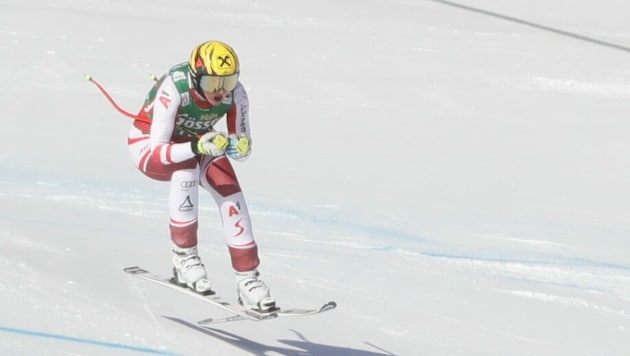 In St. Anton am Arlberg bestritt Nina Ortlieb im Jänner 2021 ihre bislang letzten Rennen. Auf der Kandahar-Piste wagte sich die 25-jährige Vorarlbergerin nun wieder auf die langen Skier. (Bild: Christof Birbaumer / Kronenzeitung)