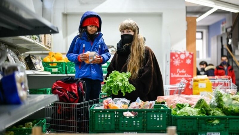 Alleinerziehende Mama und Studentin Julia mit Sohn Noah. (Bild: Alexander Schwarzl)