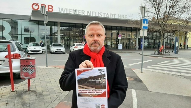 Rainer Spenger (SPÖ) sammelt noch bis 31. Jänner im Internet Unterschriften für die Petition. (Bild: SP Wiener Neustadt)