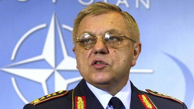 General a. D. Harald Kujat (Bild: AFP/JACQUES COLLET)