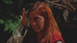 Tara Tabitha ist raus: Das ATV-Starlet musste als erster Star das Dschungelcamp verlassen. (Bild: RTL)