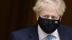 Der Druck auf Boris Johnson wird größer und größer - er will jedoch nicht zurücktreten. (Bild: AFP/Tolga Akmen)