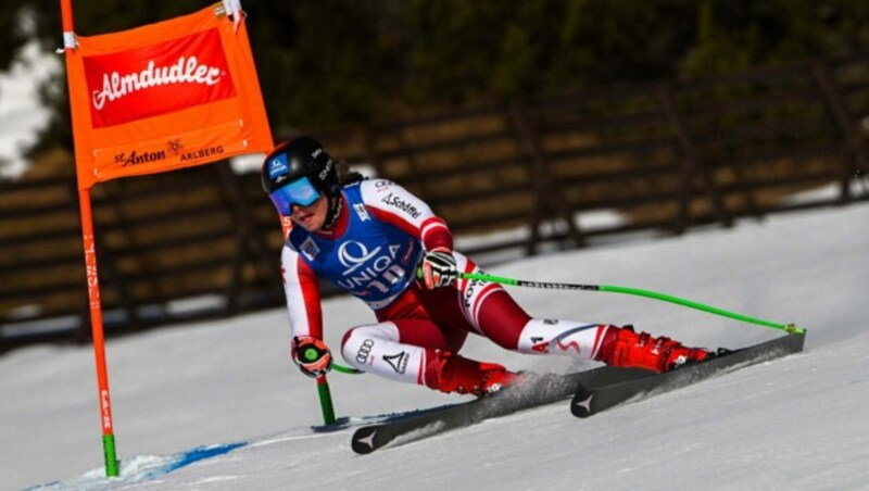 Am Mittwoch verfehlte Super-G-Juniorenweltmeisterin Lena Wechner das Podest bei der ersten Europacup-Abfahrt von St. Anton noch um 0,13 Sekunden. Am Donnerstag klappt es dann mit Rang drei. (Bild: GEPA pictures)