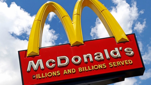 McDonald‘s erzielte 2021 mehr Umsatz. Die Auslandsmärkte wuchsen dabei stärker als der US-Markt. (Bild: AP Photo/Gene J. Puskar, File)