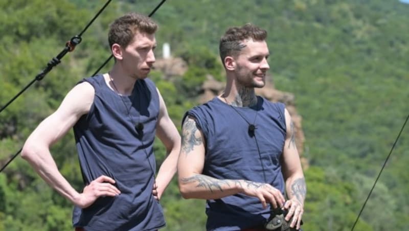 Auf Manuel Flickinger und Eric Stehfest wartet Trampolin-Action vom Feinsten und das vor einer sensationellen Naturkulisse und über dem drittgrößten Canyon der Welt. (Bild: RTL/Stefan Menne)