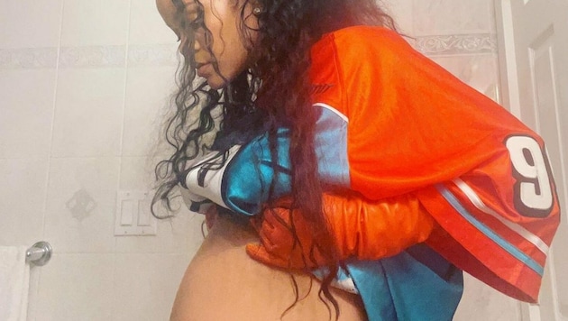 Sängerin Rihanna zeigt ihren Babybauch. (Bild: www.twitter.com/rihanna)