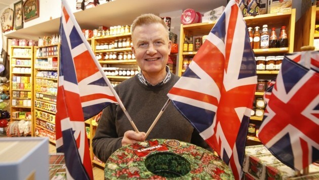 English-Shop-Besitzer Chris Clee in der Kaigasse stellt der Brexit vor riesige (Import-)Hürden (Bild: Tschepp Markus)