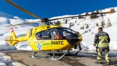 Die Crew des Notarzthubschrauber Christophorus 8 konnte den Schwerverletzten bergen und in eine deutsche Klinik fliegen. (Bild: Bernd Hofmeister)