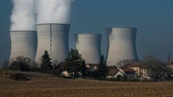 Das seit 1972 in Betrieb befindliche Atomkraftwerk Bugey in Saint-Vulbas, Frankreich (Bild: AFP/Jean-Philippe Ksiazek)