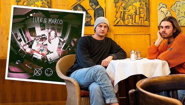 Lukas Maletzky (Naked Cameo) und Marco Kleebauer (Leyya) und ihr famoses Wohnzimmeralbum (Bild: Krone KREATIV, Andreas Graf, Futuresfuture)
