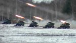 Russische Raketenwerfer während einer gemeinsamen Militärübung mit Weißrussland. Russland rüstet in der Nähe der Ukraine massiv militärisch auf. (Bild: Russian Defense Ministry Press Service)