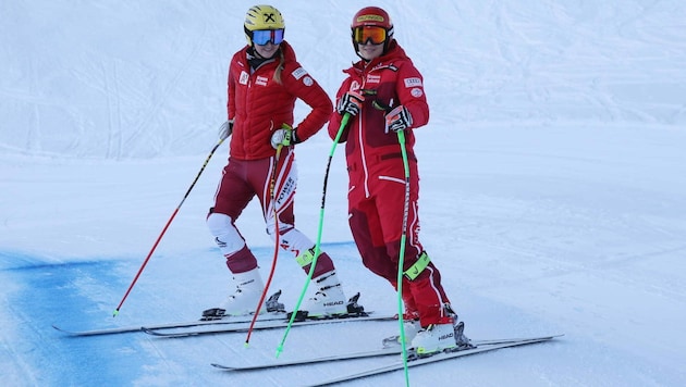 Nina Ortlieb (li.)und Elisabeth Reisinger werden am Donnerstag bei den österreichischen Super-G-Staatsmeisterschaften in der Silvretta Montafon am Start sein,. (Bild: GEPA pictures)