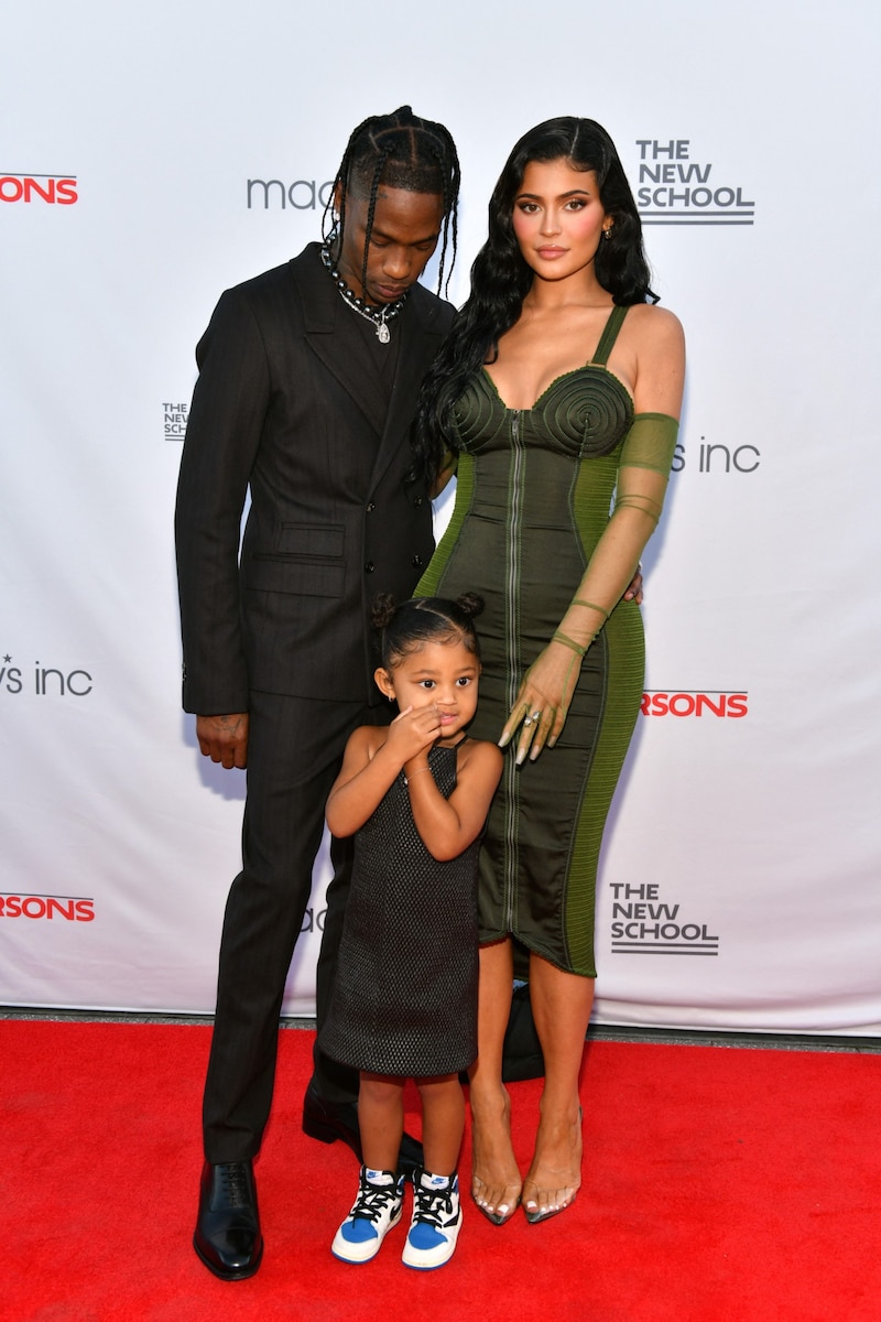 Travis Scott, Kylie Jenner und Stormi Webster (Bild: Craig Barritt / GETTY IMAGES NORTH AMERICA / Getty Images via AFP)