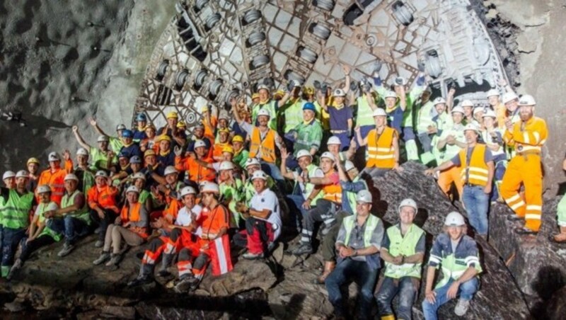 Am 17. Juni 2020 war es soweit: Der Tunneldurchschlag ist auf den Millimeter genau geglückt! (Bild: ÖBB/ Wolfgang Werner)