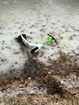 Ein E-Scooter landete erneut am Eis des Lendkanals. (Bild: Wolfgang Germ)