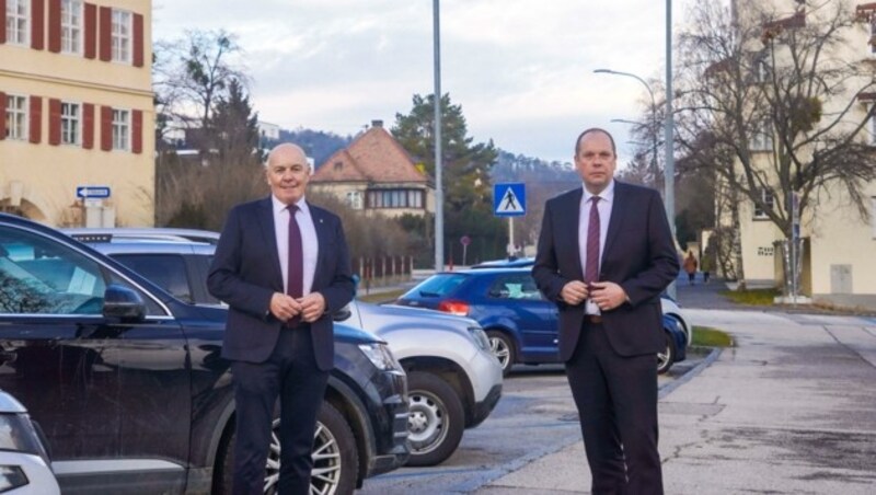 Kritik am Parkpickerl kommt von den ÖVP-Mandataren Georg Rosner und Johannes Mezgolits (Bild: ÖVP Burgenland)