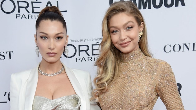 Bella Hadid und Gigi Hadid (Bild: 2017 Getty Images)