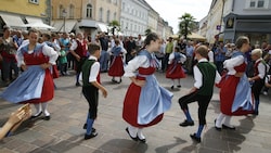 Kinder-Volkstanzfestival in Klagenfurt. (Bild: Rojsek-Wiedergut Uta)