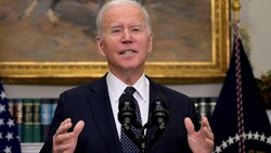 US-Präsident Joe Biden kündigte eine Reaktion an und sprach davon, dass Russland „vorsätzlich“ einen „Krieg“ gegen die Ukraine begonnen habe. (Bild: APA/AFP/Jim Watson)