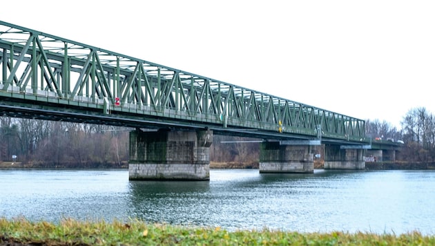 Die alte Brücke soll nun abgerissen und neu errichtet werden (Bild: Einöder Horst)