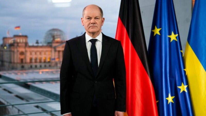 Olaf Scholz bei seiner TV-Ansprache (Bild: APA/AFP/POOL/Markus Schreiber)