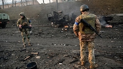 Ukrainische Soldaten in Kiew (Bild: AFP)