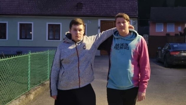 Die Lebensretter Stefan Stark (18) und Jakob Gruber (19) (Bild: Privat)