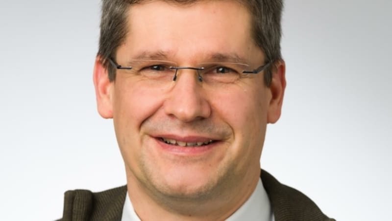 Helmut Ziegler, Verwaltungsdirektor im Bezirkskrankenhaus Reutte (Bild: René Paulweber / Fotostudio Ren)