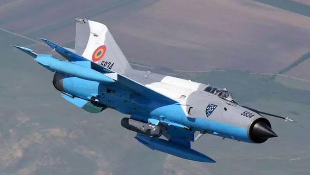 Ein solcher Kampfjet der rumänischen Luftwaffe vom Typ MiG-21 LanceR ist nahe der ukrainischen Grenze abgestürzt. (Bild: Fortele Aeriene Romane)