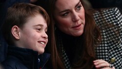 Prinz George mit Mama Herzogin Kate (Bild: AFP)
