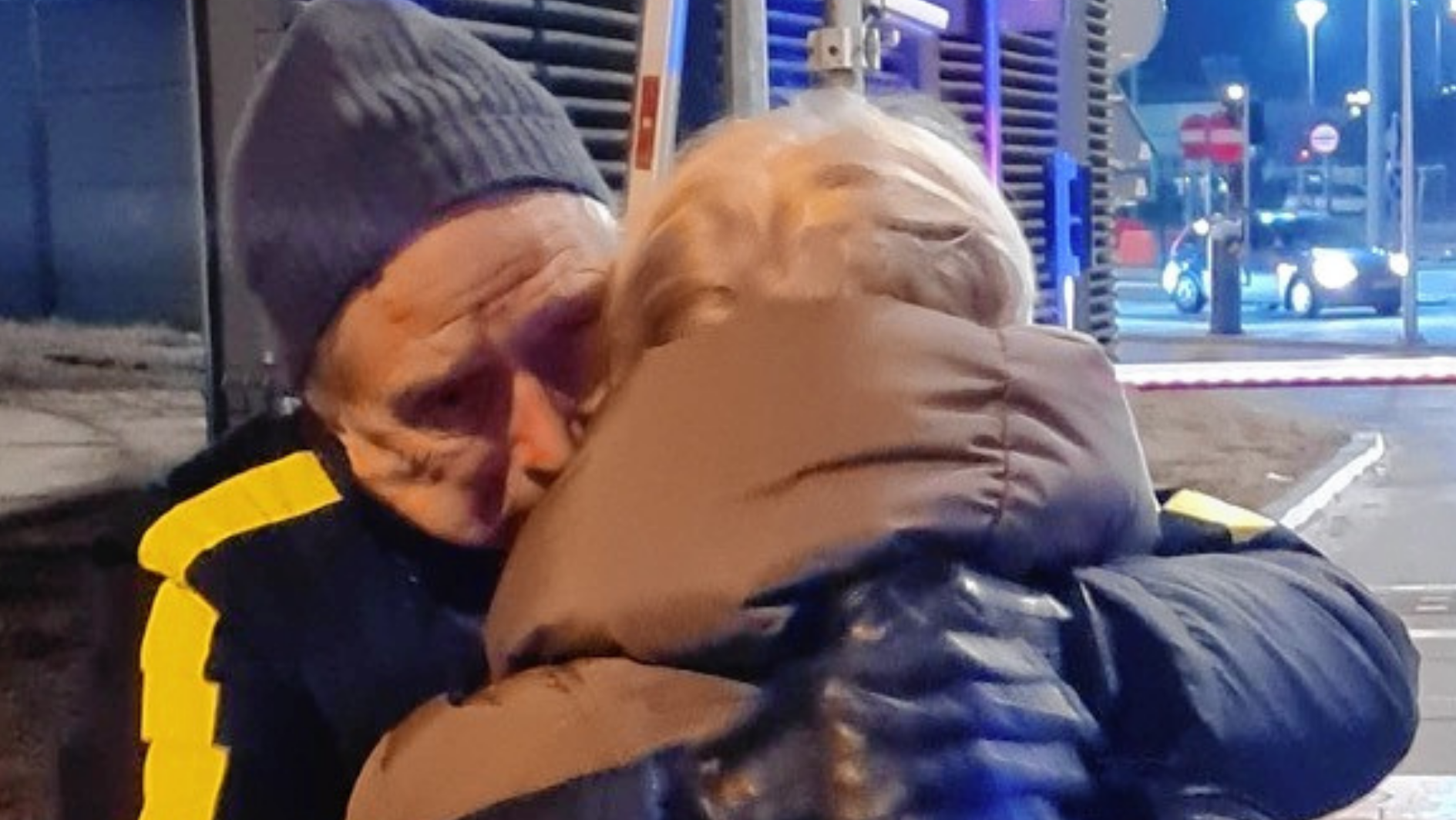 Benno Azzolini und seine Frau Larysa konnten einander nach bangen Stunden in die Arme schließen. Sie wollen jetzt auch anderen Menschen helfen. (Bild: zVg)