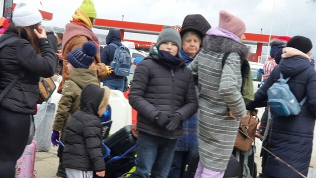 Refugiados cerca de la frontera con Ucrania.  (Imagen: Markus Golla)