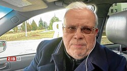 Telefoninterview im Auto: „Die Kampfmoral der Ukrainer ist bewundernswert“, sagt Christian Wehrschütz, immer auf Achse. (Bild: ORF)