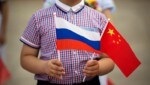 Die Freundschaft zu Russland sei „felsenfest", hieß es zuletzt aus China. (Bild: AP/Mark Schiefelbein)