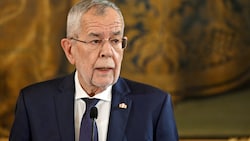 Alexander Van der Bellen ist nicht überall in Oberösterreich beliebt. (Bild: APA/HERBERT NEUBAUER)