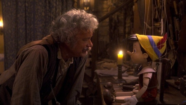 Disney+ twitterte den Oscar-Preisträger mit grauen Locken und Schnauzbart sowie einem computeranimierten Pinocchio. (Bild: Disney+)