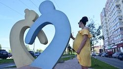 Die Ukraine gilt als Zentrum der kommerziellen Leihmutterschaft. (Bild: AFP)