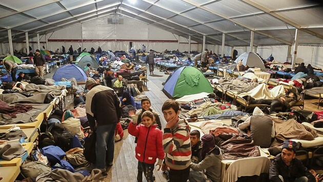 Zuletzt waren große Zelte in der Flüchtlingskrise 2015 im Einsatz. (Bild: MARKUS TSCHEPP)