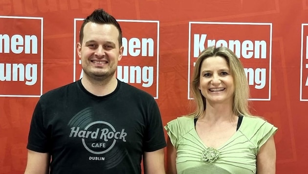 Astrid Hillepold-Schmoliner bei Podcaster Patrick Jochum im „Krone“-Studio. (Bild: zVg/JOMO KG)