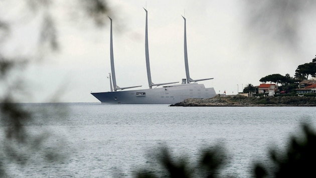 Die „Sailing Yacht A“ ist das größte Segelschiff der Welt und gehört dem Oligarchen Andrej ...