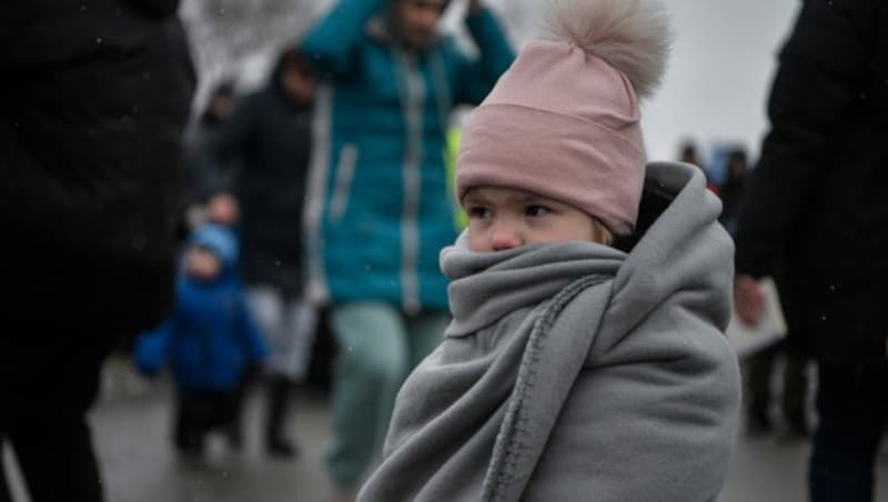 Hunderttausende Kinder sind auf der Flucht vor dem Krieg. (Bild: AFP)