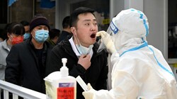 Corona-Tests in der Hauptstadt Peking (Bild: AFP)