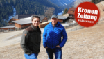 Über einen Schotterweg gelangt man nach Winkl in Ebene Reichenau, wo Christian und sein Sohn mit Familie auf einem steilen Hang leben. (Bild: Uta Rojsek-Wiedergut)