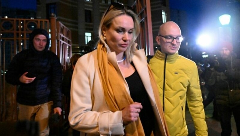 Die russische TV-Journalistin Marina Owsiannikowa arbeitet derzeit im Exil. (Bild: APA/AFP)