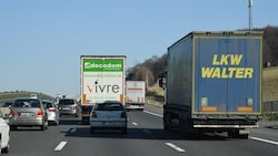 Ein Bayer brachte es am Samstag auf der Westautobahn auf 190 km/h - nach Abzug aller Toleranzen. (Bild: P. Huber)