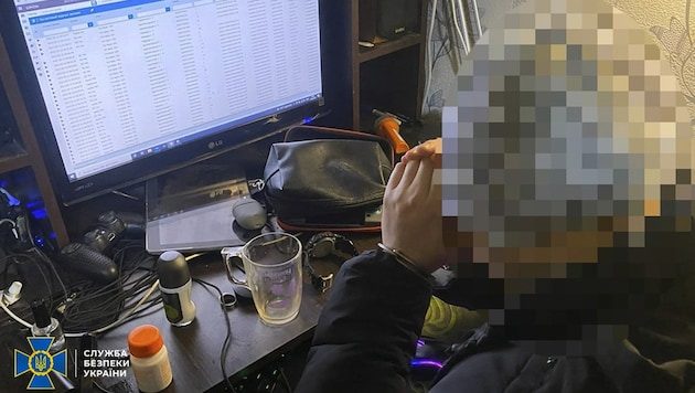 Ein vom SBU veröffentlichtes Foto soll den festgenommenen Hacker zeigen. (Bild: SBU)